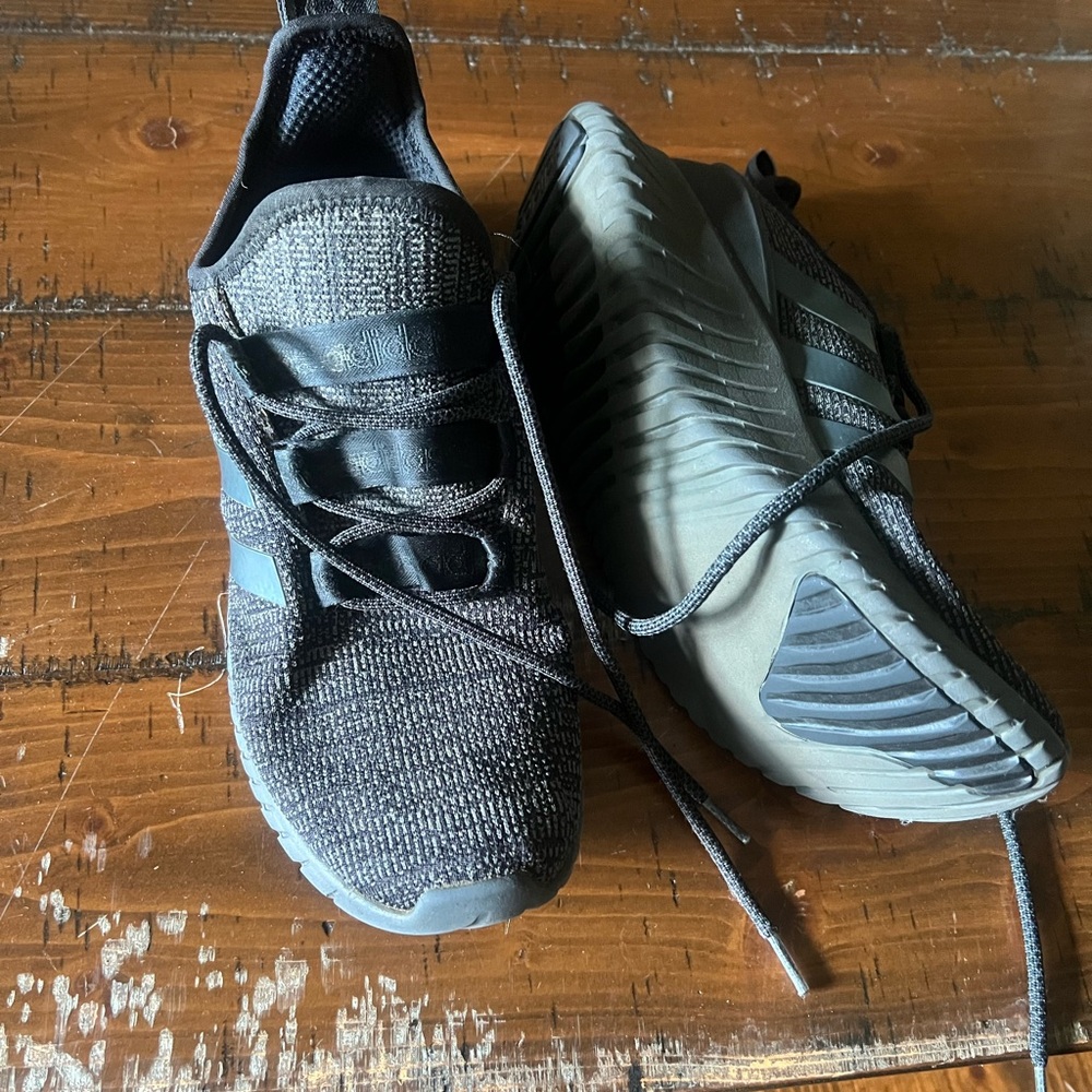 Men’s adidas 10.5